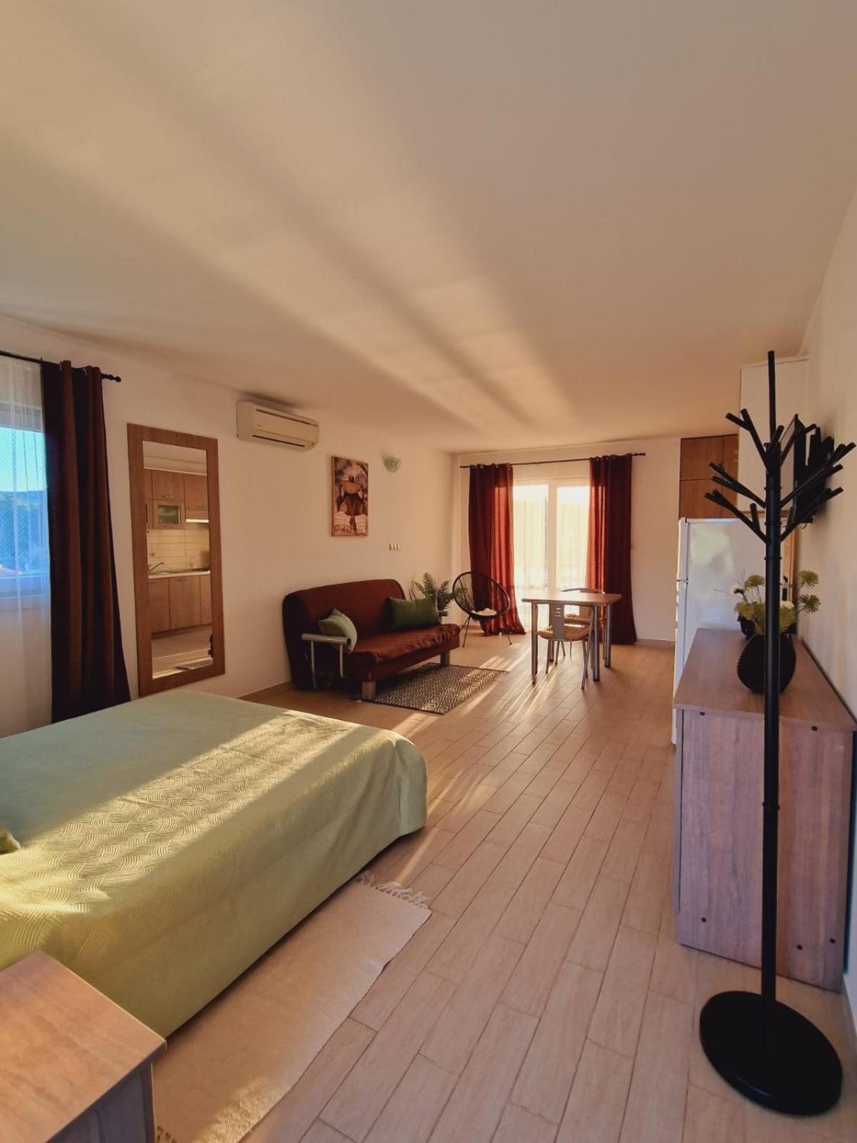 Apartments Villa Julija Lumbarda Buitenkant foto
